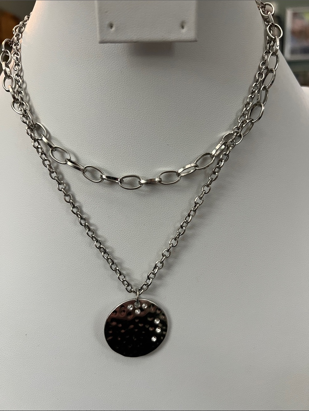 Paparazzi Layered Hammered Disc Pendant Necklace - Silvertone